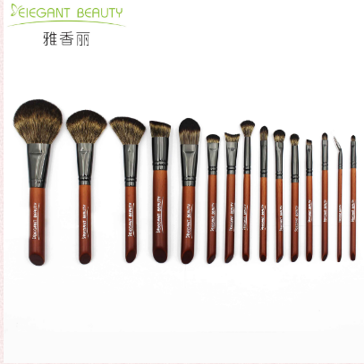 化妝刷套裝哪個好？挑選化妝刷都有哪些小技巧？